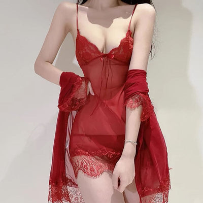 Nadine – Verführerisches Spitzen-Pyjama-Set