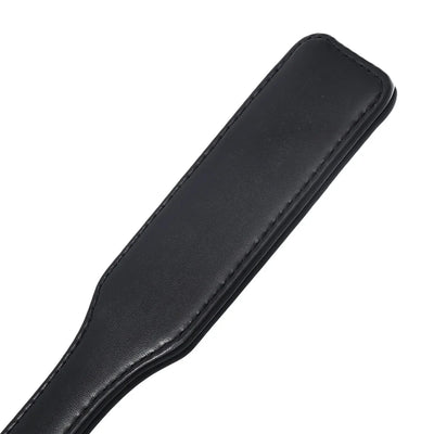 Karl – Elegante Bondage Flogger für prickelnde Abenteuer
