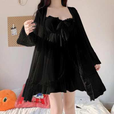 Sophia – Elegantes Weißes Nachtkleid mit Spitze und Schleife