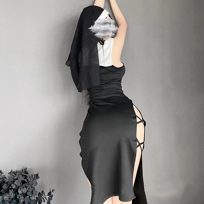 Clara - Verführerisches Nonnen-Cosplay-Kostüm