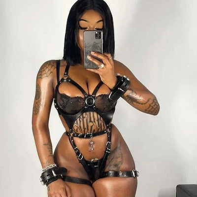Helene – Verstellbares Leder-Bondage-Harness-Set für intensive Erlebnisse