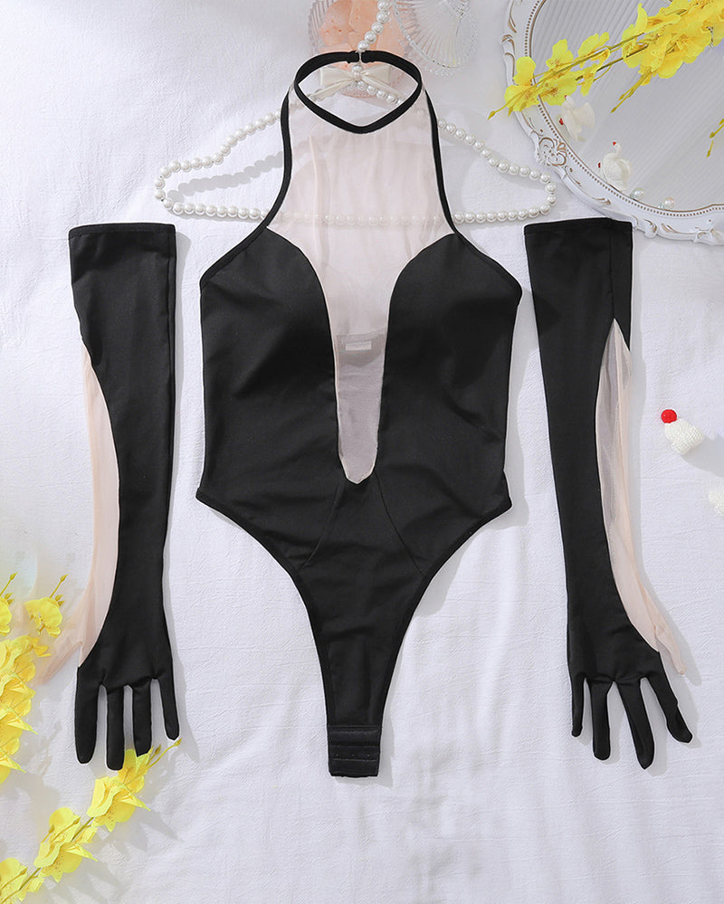 Tief ausgeschnittener Nackt-Mesh-Panel-Body