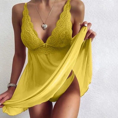 Eva - Verführerische Transparente Chemise mit Spitze und Tiefem V-Ausschnitt