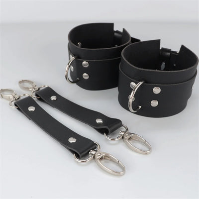 Alina – Verführerisches Bondage Leder-Set für Frauen