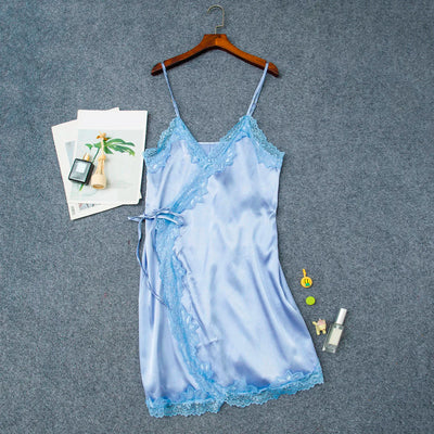 Nina - Sexy Nachtkleid mit Spitzen-Schnürung und Trägern